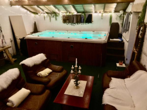 Cottage River & Spa